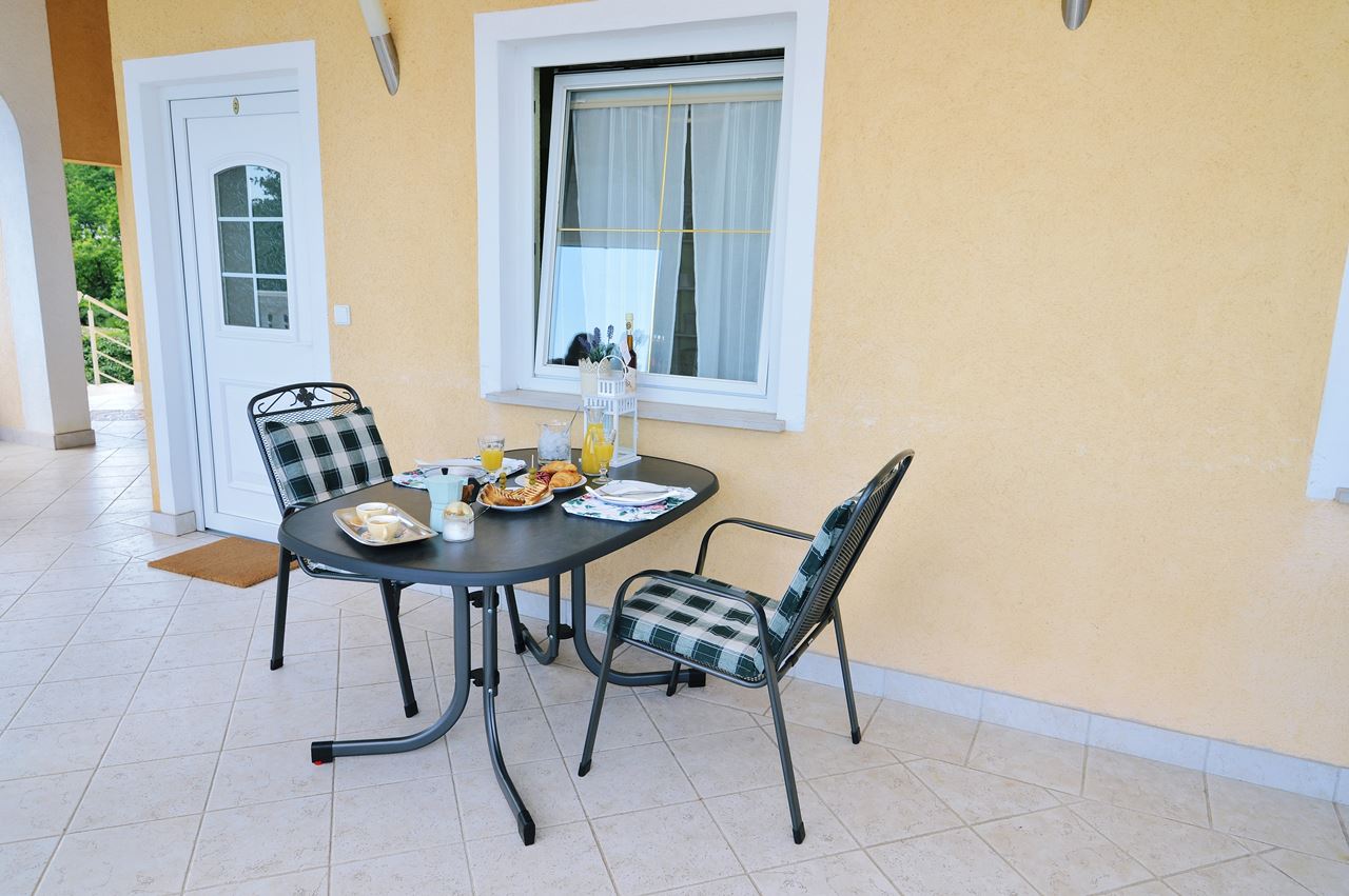 villa chiara apartments opatija