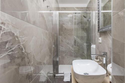 villa-chiara-apartment-bathroom